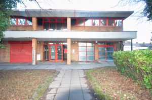 Photo 1- click for photo gallery